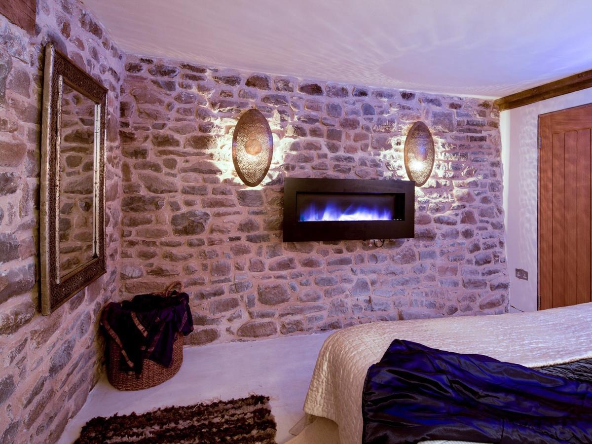 Red Kite Barn - Charming Boutique Barn Conversion Newbridge on Wye Экстерьер фото